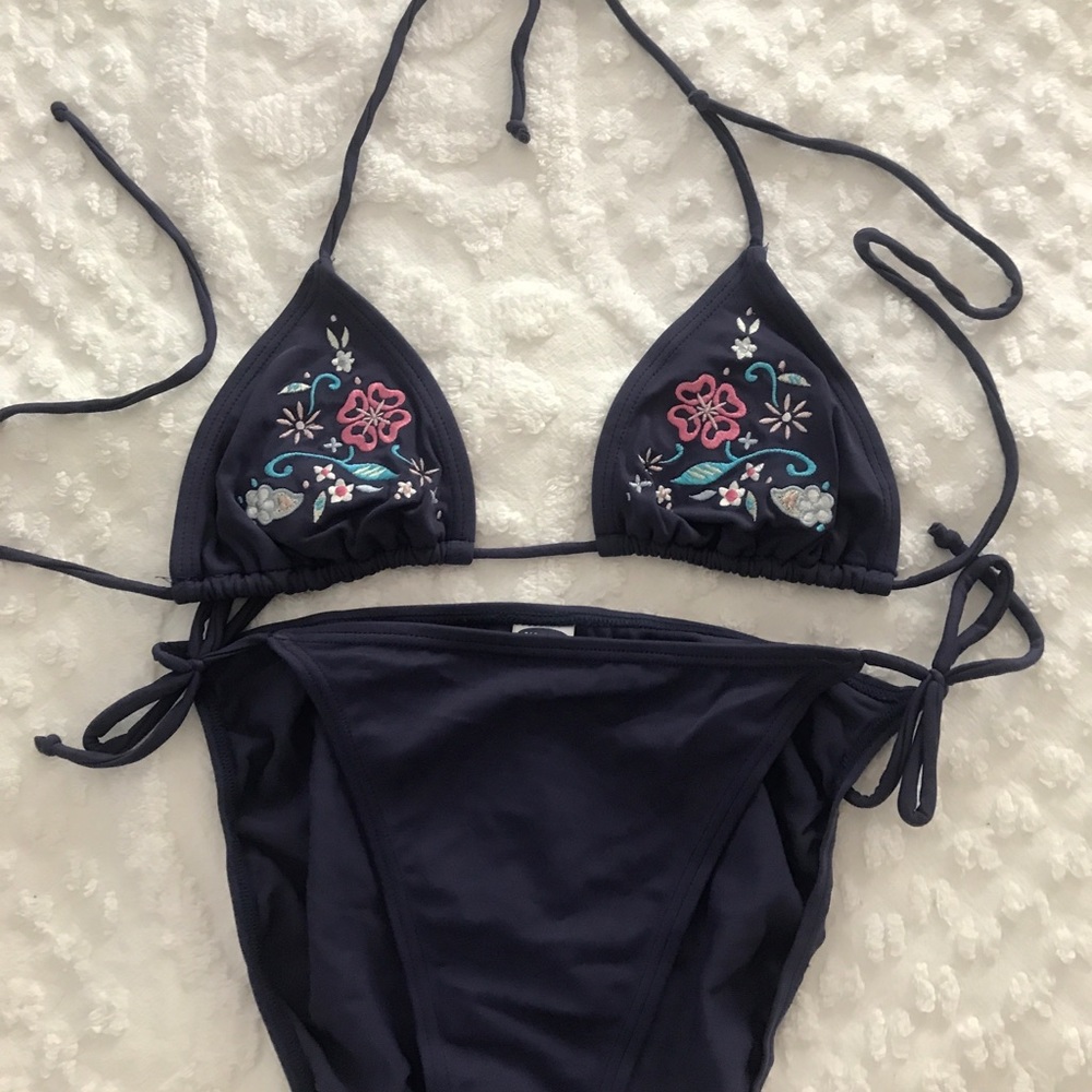 Old navy blue string bikini